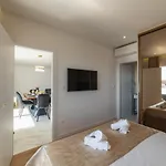 Blue Wave Apartman *